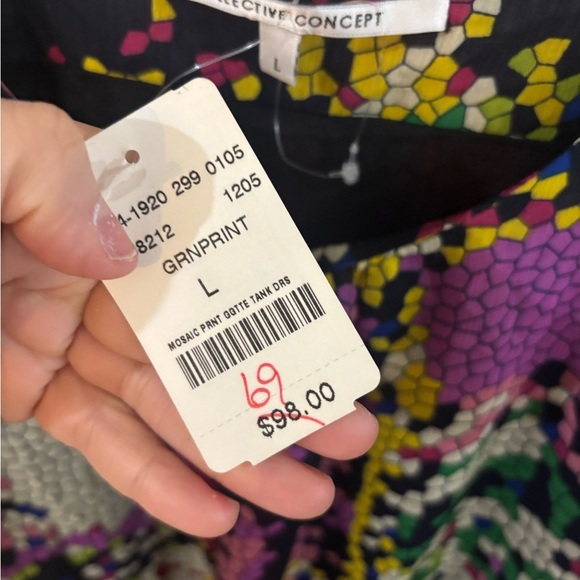 Collective Concepts Mosaic Print Dress - Picture 2 of 6